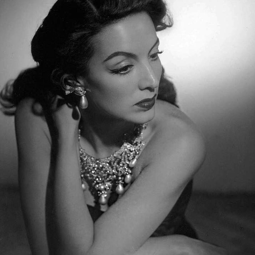 Meet your Posher, Elisa